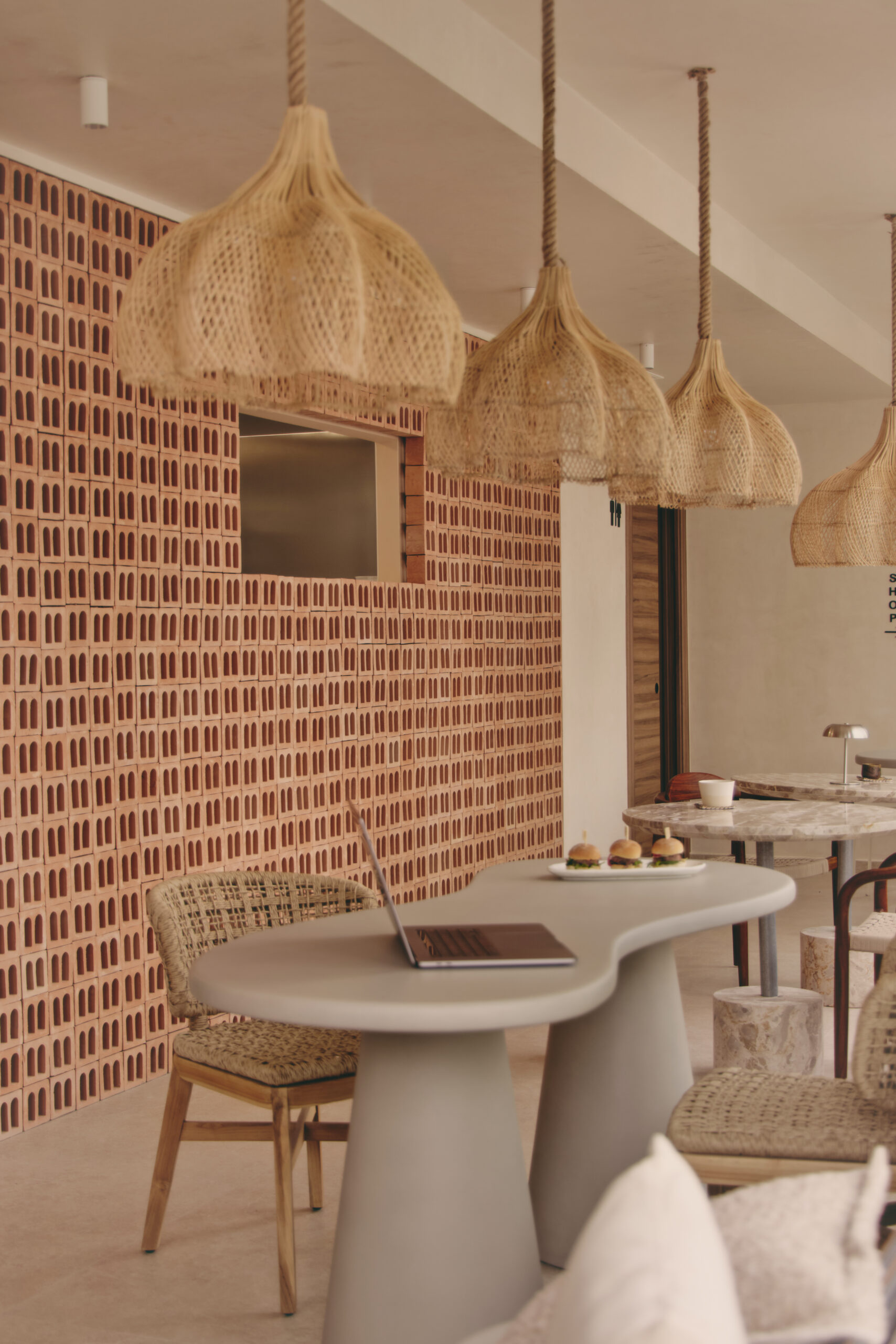 Mimosa Brunch Calpe | Diseño de cafetería mediterránea en la Costa Blanca